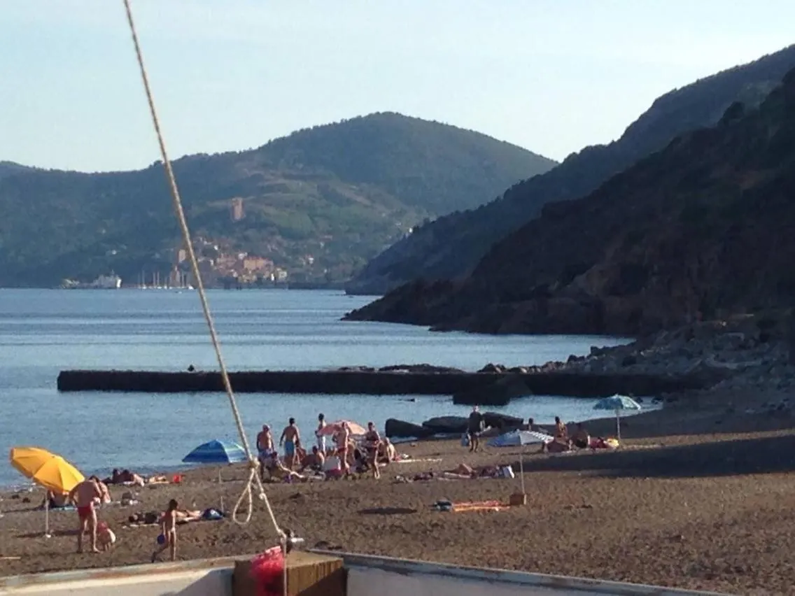 Appartamenti Estivi Anna e Pino Rio Marina 0*,