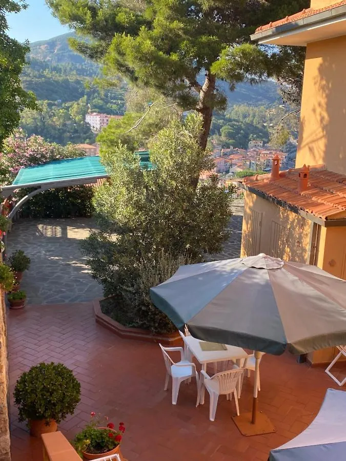 Apartment Appartamenti Estivi Anna E Pino
